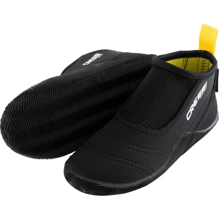 aqua_trek__black-yellow__03__web__1