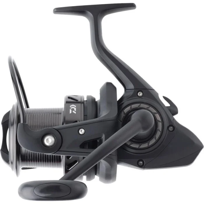 moulinet-carpe-daiwa-black-widow-carp